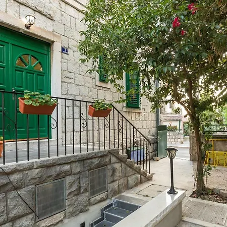 Seabed Rooms&studio Apartman Split