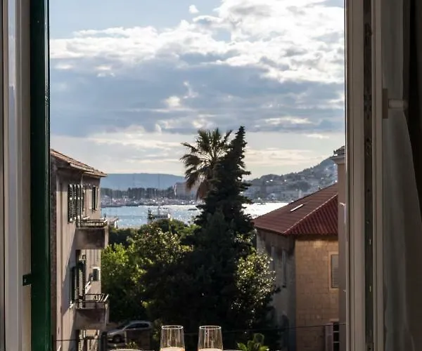 Seabed Rooms&studio Apartman *